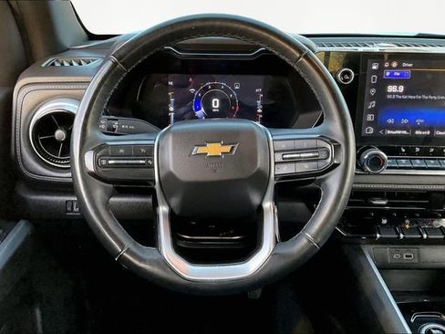 Used 2023 Chevrolet Colorado LT w/ LT Convenience Package III image 8