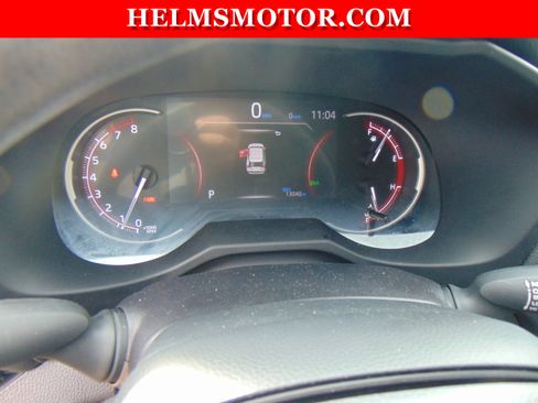 Used 2025 Toyota RAV4 XLE image 15