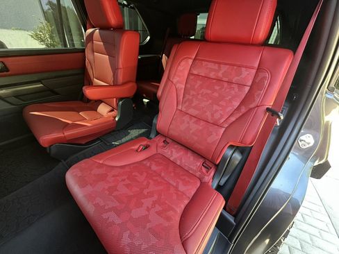 Used 2024 Toyota Sequoia TRD Pro AWD/4WD image 53