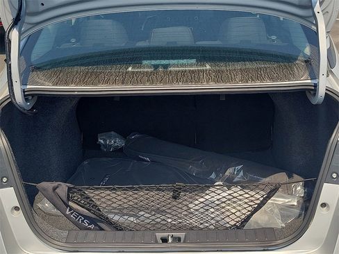 New 2025 Nissan Versa SR w/ Trunk Package image 16