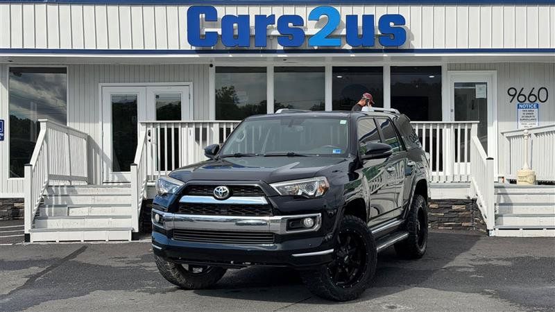 Used 2017 Toyota 4Runner Limited AWD/4WD image 2