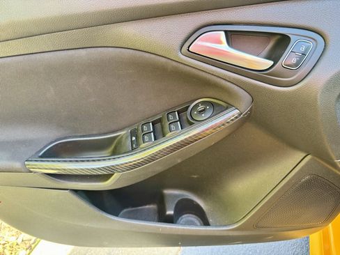 Used 2016 Ford Focus ST w/ Equipment Group 402A image 15