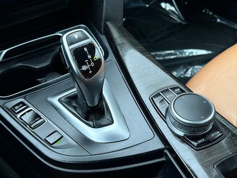 Used 2018 BMW 430i Convertible image 29