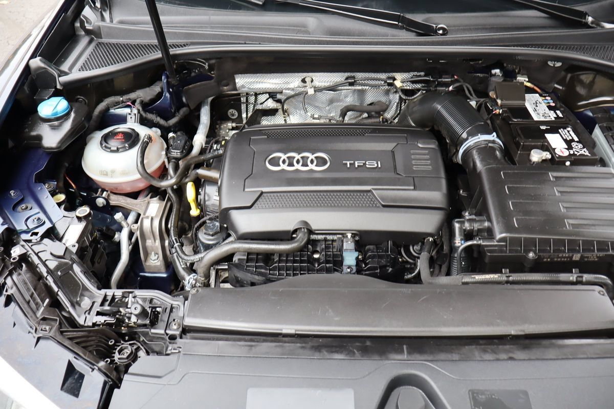 Used 2019 Audi Q3 2.0T Premium AWD/4WD image 39