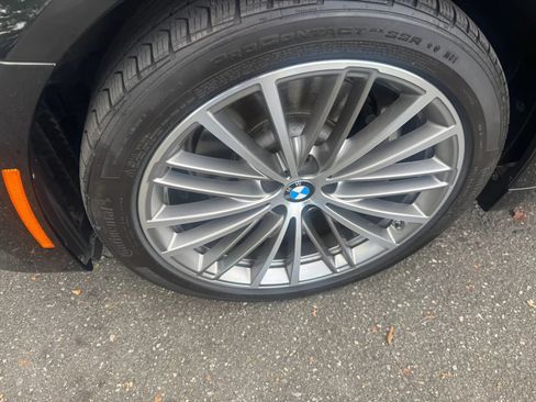Used 2018 BMW 540i RWD image 9