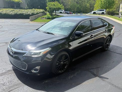 Used 2015 Toyota Avalon XLE FWD image 10