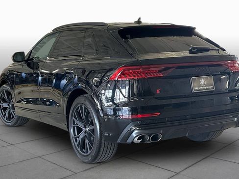 Used 2021 Audi SQ8 Prestige w/ Prestige Package AWD/4WD image 10