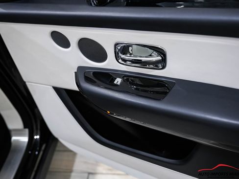 Used 2022 Rolls-Royce Cullinan image 51