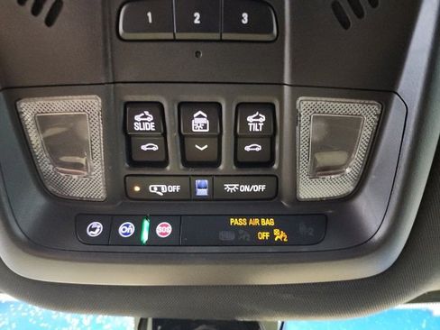 Certified 2023 Buick Enclave Essence w/ Experience Buick Package image 22