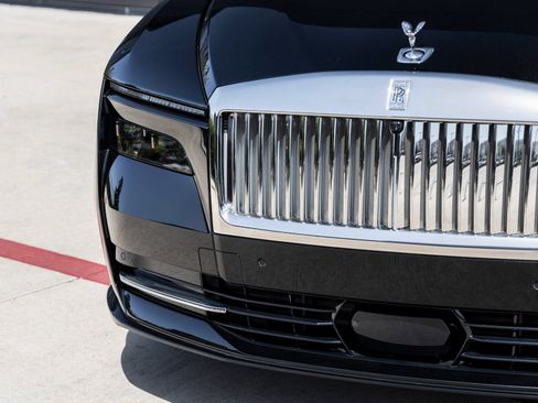 New 2025 Rolls-Royce Spectre image 21