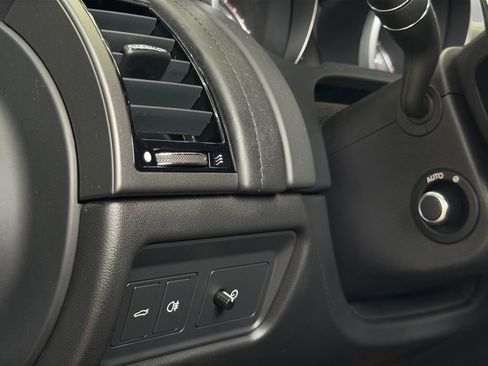 Used 2017 Jaguar F-TYPE R image 24