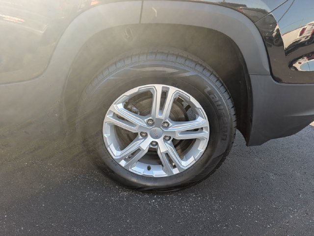 Used 2020 GMC Terrain SLE w/ Driver Convenience Package AWD/4WD image 23