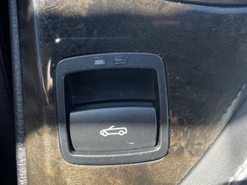 Used 2015 BMW 650i xDrive Convertible image 22