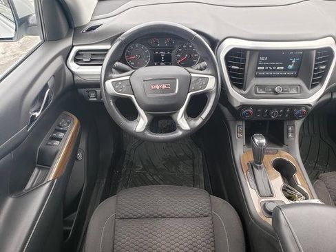 Used 2019 GMC Acadia SLE image 15
