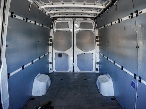 Used 2024 Mercedes-Benz Sprinter 3500 image 23