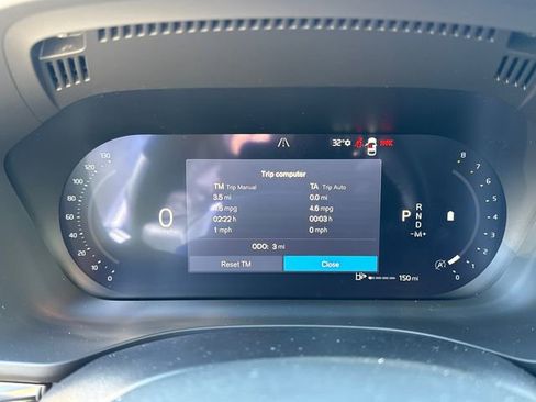 New 2026 Volvo XC60 B5 Plus w/ Protection Package Premier AWD/4WD image 14