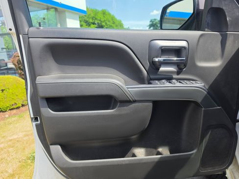 Used 2018 Chevrolet Silverado 1500 LT w/ All Star Edition AWD/4WD image 15