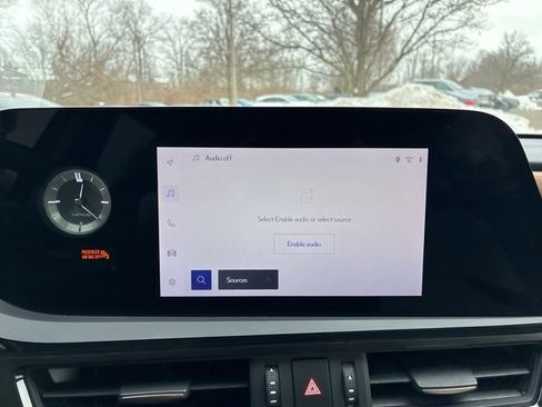 Used 2024 Lexus ES 350 w/ Premium Package image 21