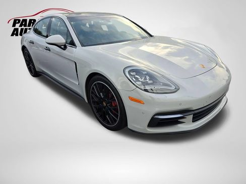 Used 2018 Porsche Panamera 4S AWD/4WD image 4