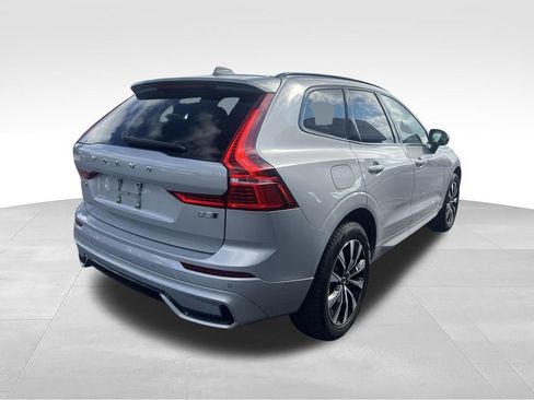 Used 2025 Volvo XC60 B5 Plus AWD/4WD image 9