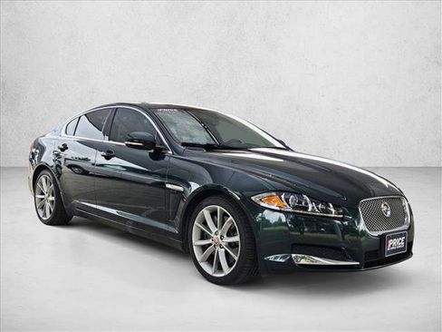 Used 2015 Jaguar XF Portfolio RWD image 3