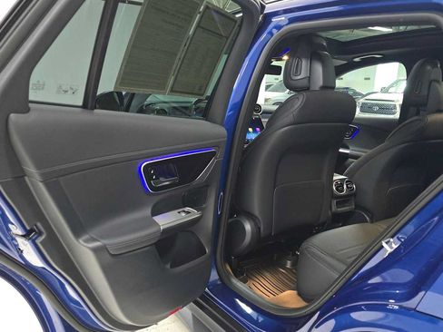 Used 2026 Mercedes-Benz GLC 300 4MATIC image 16