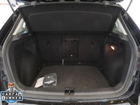 Certified 2022 Volkswagen Taos SE FWD image 24