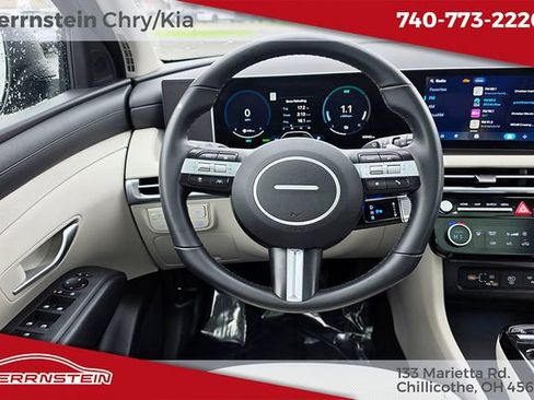 Used 2025 Hyundai Tucson SEL image 7