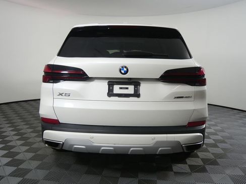 Certified 2024 BMW X5 xDrive40i image 4