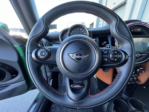 Used 2020 MINI Cooper S image 17