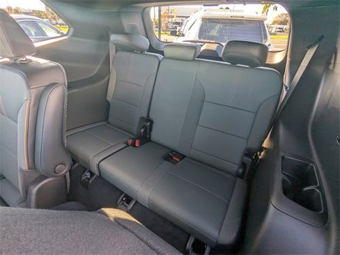 New 2026 GMC Acadia AT4 w/ Luxury Package image 13