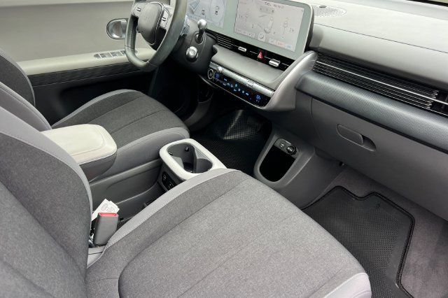 Certified 2024 Hyundai Ioniq 5 SEL RWD image 20