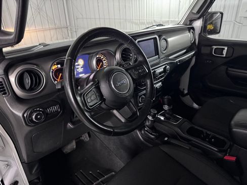 Used 2021 Jeep Wrangler Unlimited Sport AWD/4WD image 19