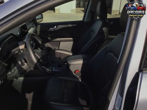 Used 2022 Ford Escape SEL AWD/4WD image 9