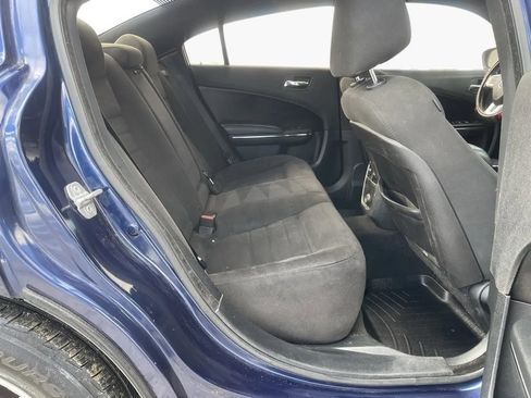 Used 2013 Dodge Charger SE w/ Connectivity Group image 17