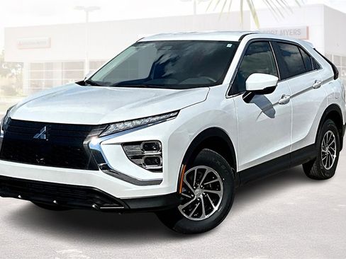 New 2025 Mitsubishi Eclipse Cross ES image 2