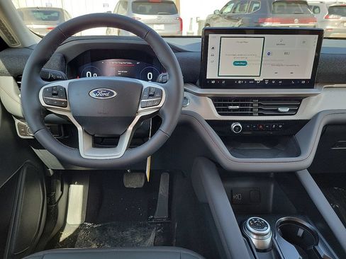 New 2026 Ford Explorer Active w/ Active Comfort Package RWD image 17