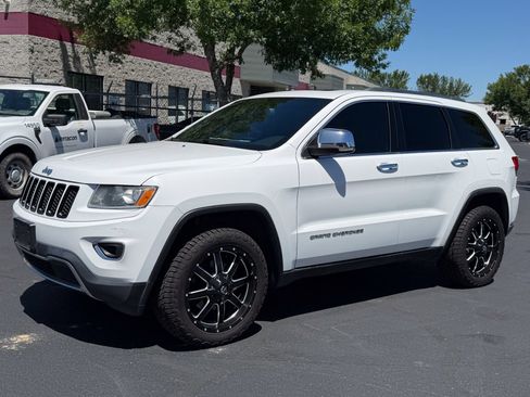 Used 2015 Jeep Grand Cherokee Limited AWD/4WD image 3