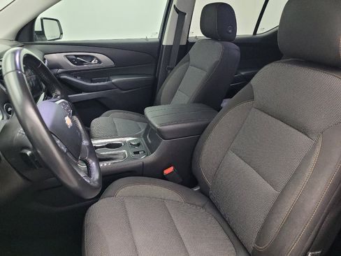 Used 2019 Chevrolet Traverse LT FWD image 17