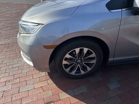 Used 2021 Honda Odyssey EX-L image 2