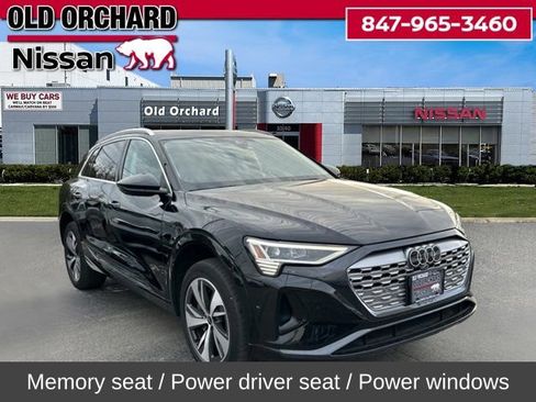 Used 2024 Audi Q8 e-tron Premium Plus image 6