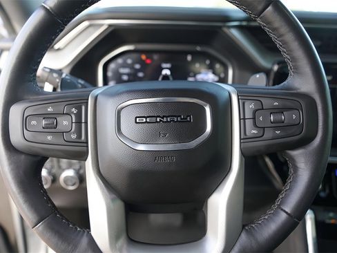 Used 2024 GMC Sierra 1500 Denali image 15