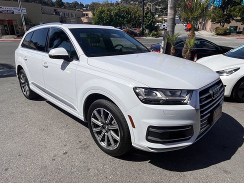 Used 2019 Audi Q7 2.0T Premium Plus w/ Premium Plus Package AWD/4WD image 1