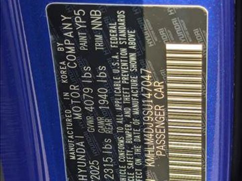 New 2025 Hyundai Elantra SEL image 17