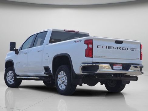 Used 2023 Chevrolet Silverado 2500 LTZ AWD/4WD image 27