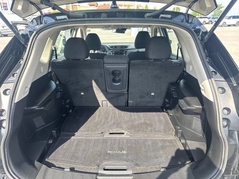Used 2020 Nissan Rogue S AWD/4WD image 39