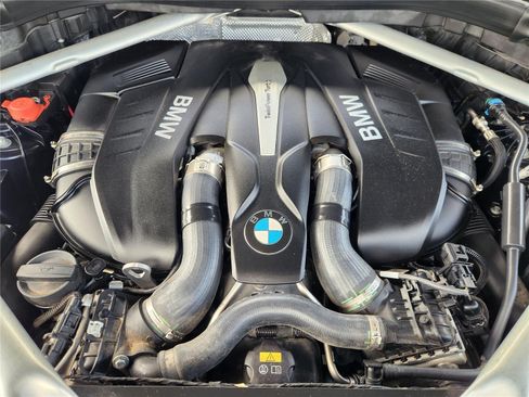 Used 2019 BMW X5 xDrive50i w/ M Sport Package AWD/4WD image 33