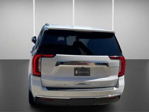 Used 2022 GMC Yukon SLT w/ SLT Premium Package RWD image 8
