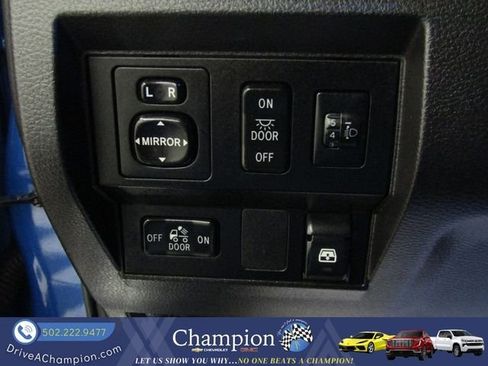 Used 2016 Toyota Tundra SR5 w/ SR5 Upgrade Package AWD/4WD image 26