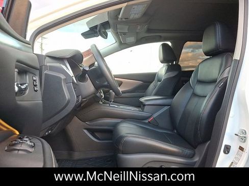 Used 2024 Nissan Murano SL image 14